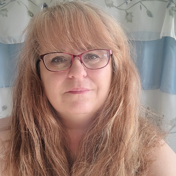 Meet your Posher, Kristi - Picture 2 of 2